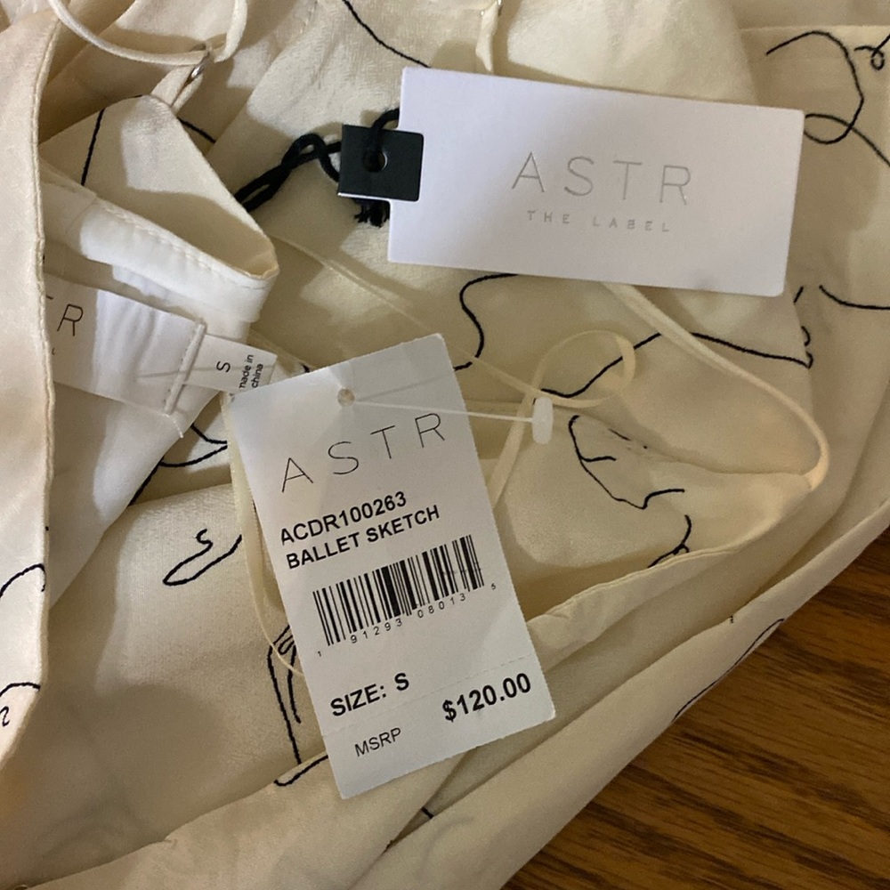 NWT ASTR “ballet sketch” Dress - Picture 6 of 7